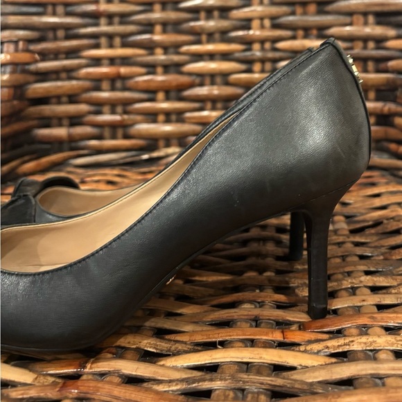 Lauren Ralph Lauren Dark Granite Gray Heels with Black  Bows - Picture 3 of 12
